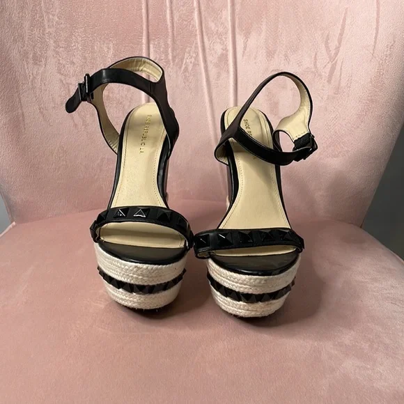 Studded Heels - Picture 4 of 5